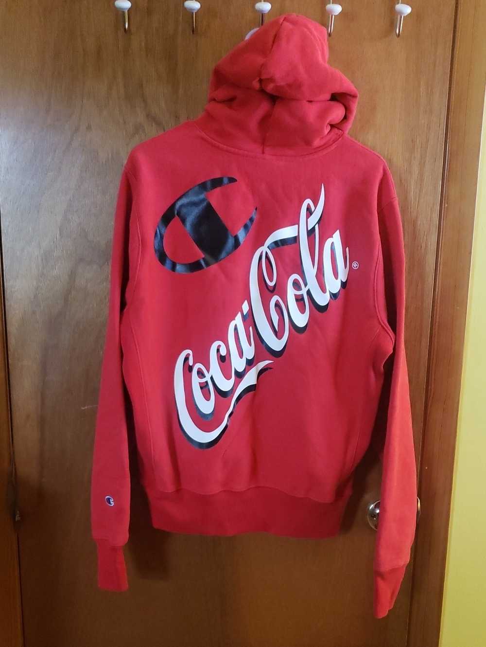Coca-Cola/Champion Sweatshirt Size Nens Medium